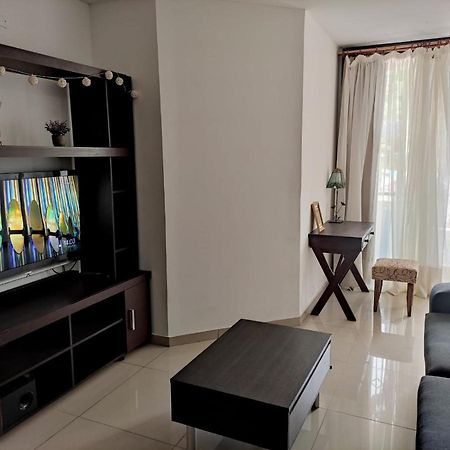 Departamento 1 Dormitorio, Edificio Vow ヴィラ・カルロス・パス エクステリア 写真